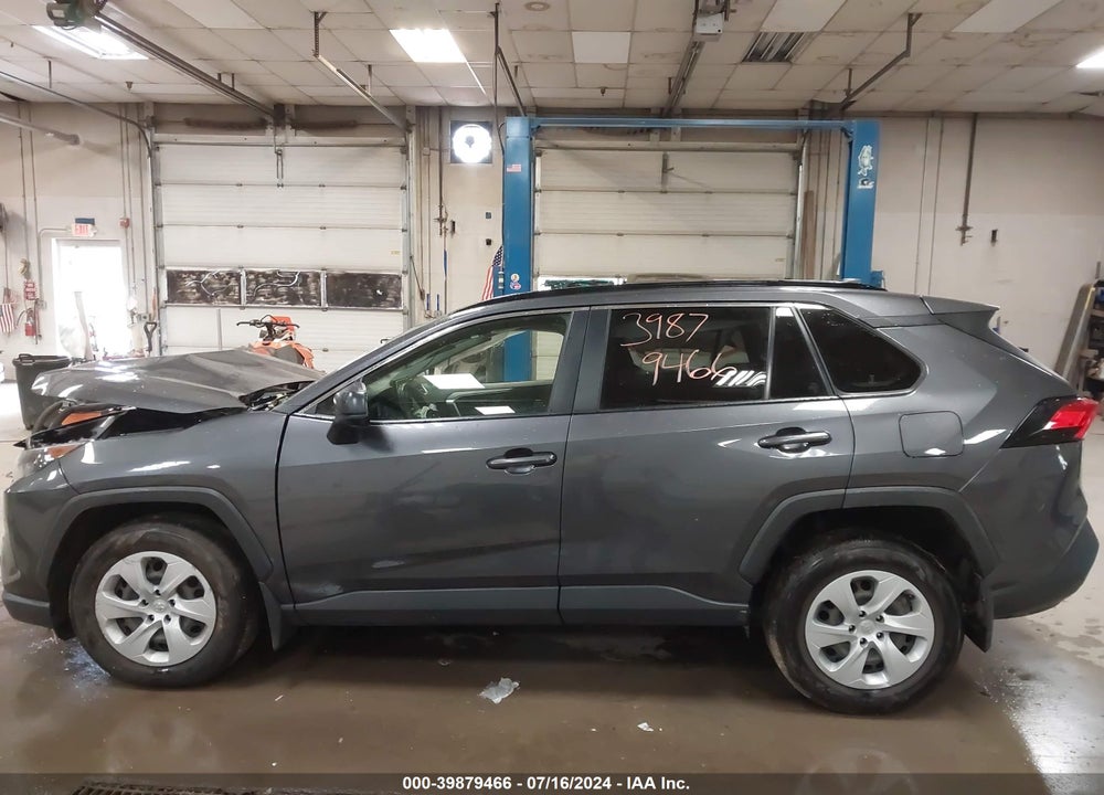 2019 TOYOTA RAV4 LE VIN: JTMF1RFV1KJ016185
