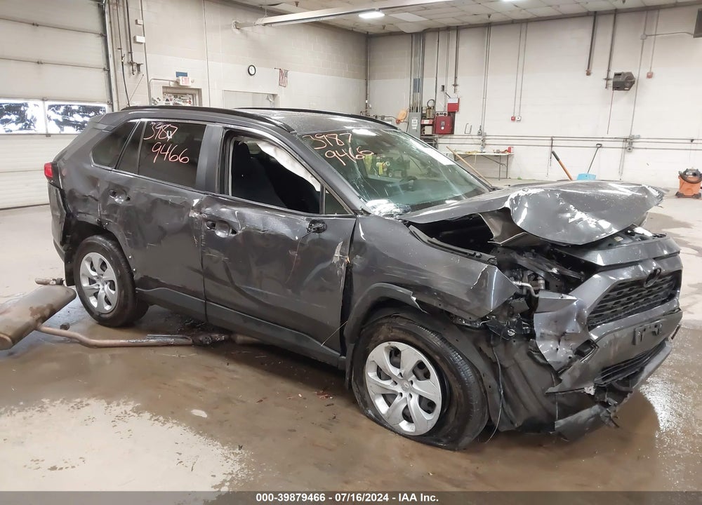 2019 TOYOTA RAV4 LE VIN: JTMF1RFV1KJ016185