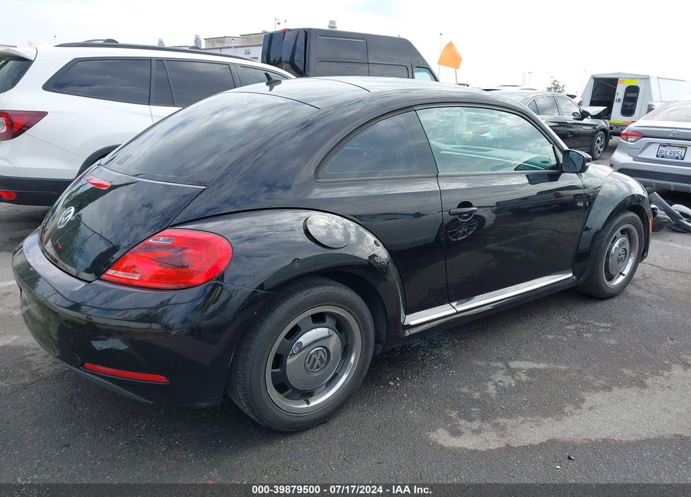 2012 VOLKSWAGEN BEETLE VIN: 3VWJP7AT3CM636427