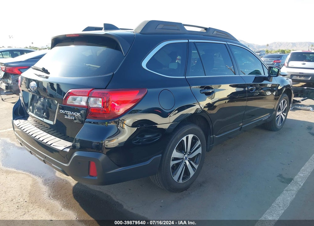2018 SUBARU OUTBACK 3.6R LIMITED VIN: 4S4BSENCXJ3327701