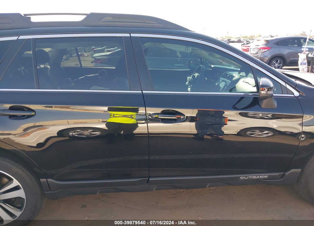 2018 SUBARU OUTBACK 3.6R LIMITED VIN: 4S4BSENCXJ3327701