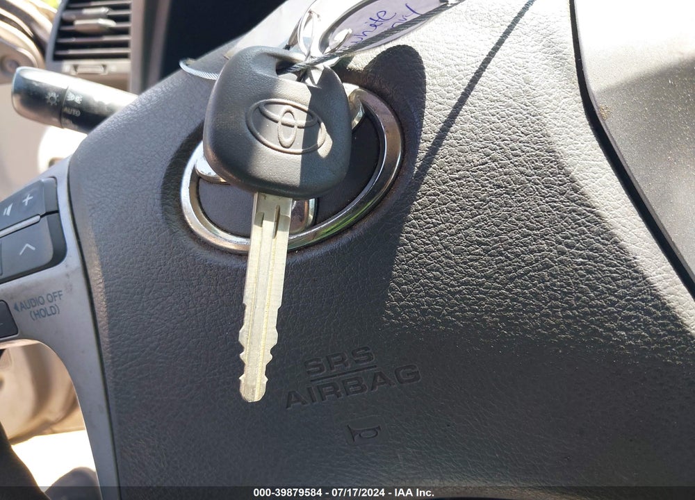 2011 TOYOTA CAMRY LE VIN: 4T1BF3EK0BU152273