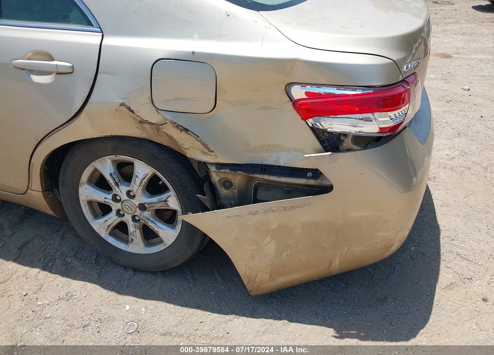 2011 TOYOTA CAMRY LE VIN: 4T1BF3EK0BU152273