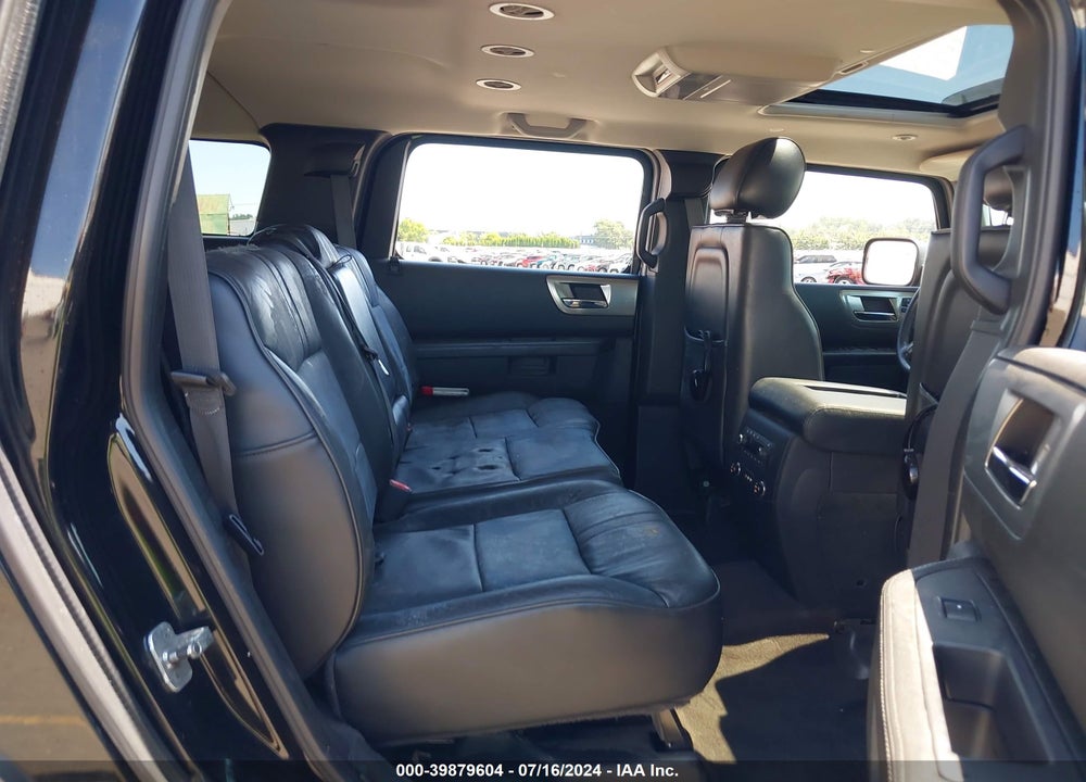 2009 HUMMER H2 SUV VIN: 5GRGN83209H100656