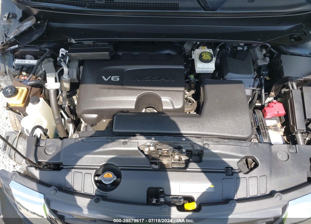 2018 NISSAN PATHFINDER SV VIN: 5N1DR2MM5JC634707