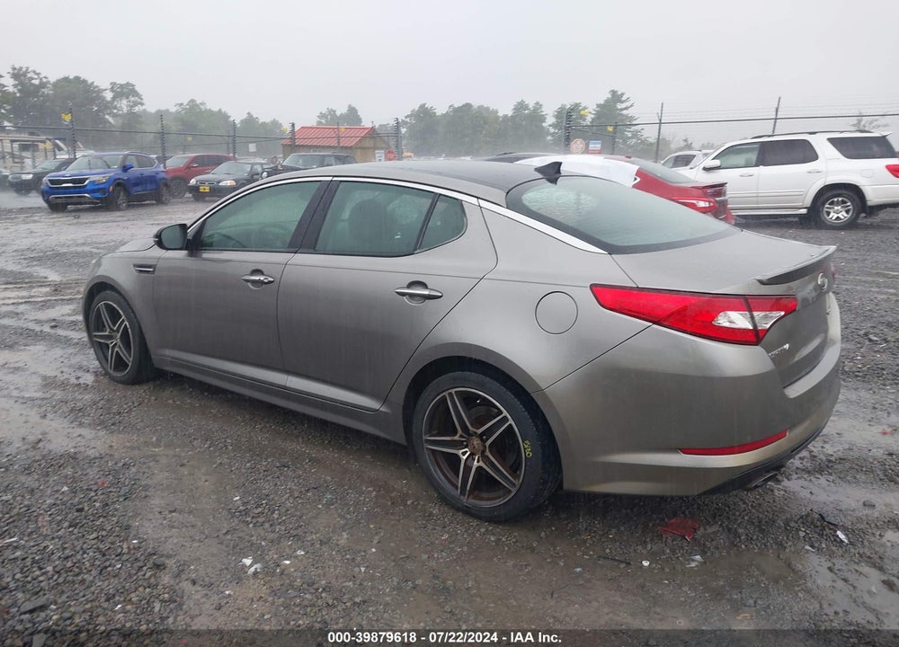 2012 KIA OPTIMA VIN: 5XXGR4A68CG008008