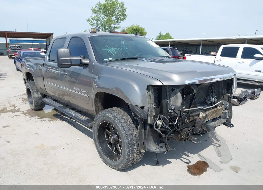 2013 GMC SIERRA 2500HD VIN: 1GT125E85DF214043