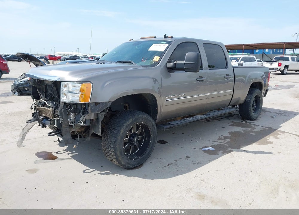 2013 GMC SIERRA 2500HD VIN: 1GT125E85DF214043