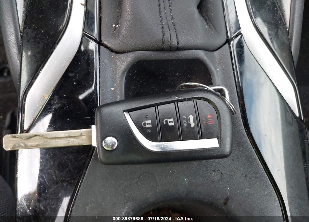 2020 TOYOTA COROLLA SE VIN: JTDS4RCE3LJ023621