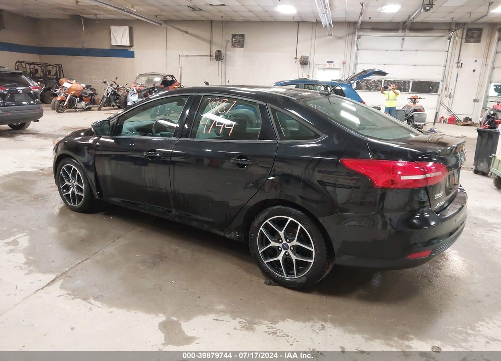 2018 FORD FOCUS SEL VIN: 1FADP3H2XJL254325