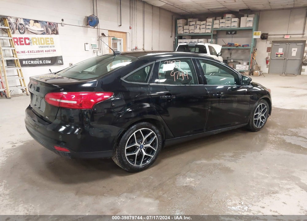 2018 FORD FOCUS SEL VIN: 1FADP3H2XJL254325