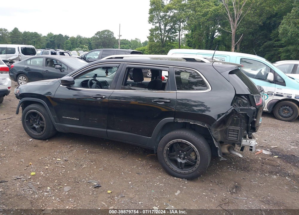 2019 JEEP CHEROKEE LATITUDE FWD VIN: 1C4PJLCB0KD393004