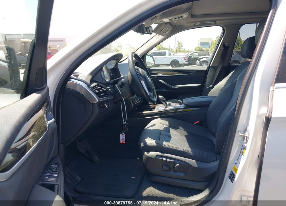 2016 BMW X5 XDRIVE35I VIN: 5UXKR0C59G0U11041