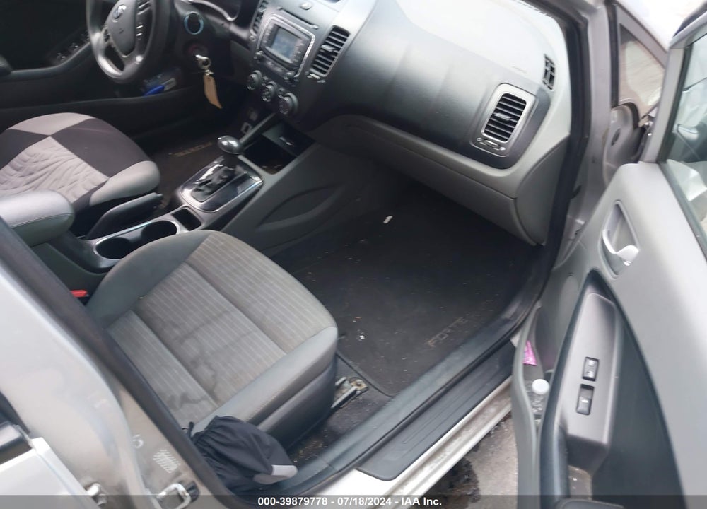 2017 KIA FORTE LX VIN: 3KPFL4A78HE066979