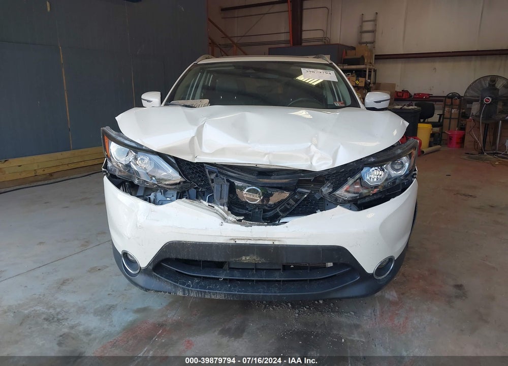 2017 NISSAN ROGUE SPORT SL VIN: JN1BJ1CR2HW112686
