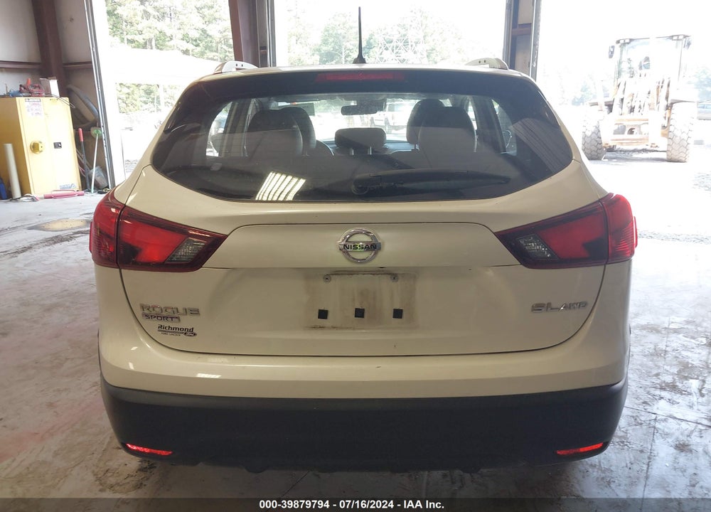2017 NISSAN ROGUE SPORT SL VIN: JN1BJ1CR2HW112686