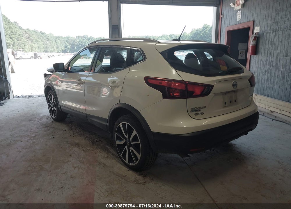 2017 NISSAN ROGUE SPORT SL VIN: JN1BJ1CR2HW112686