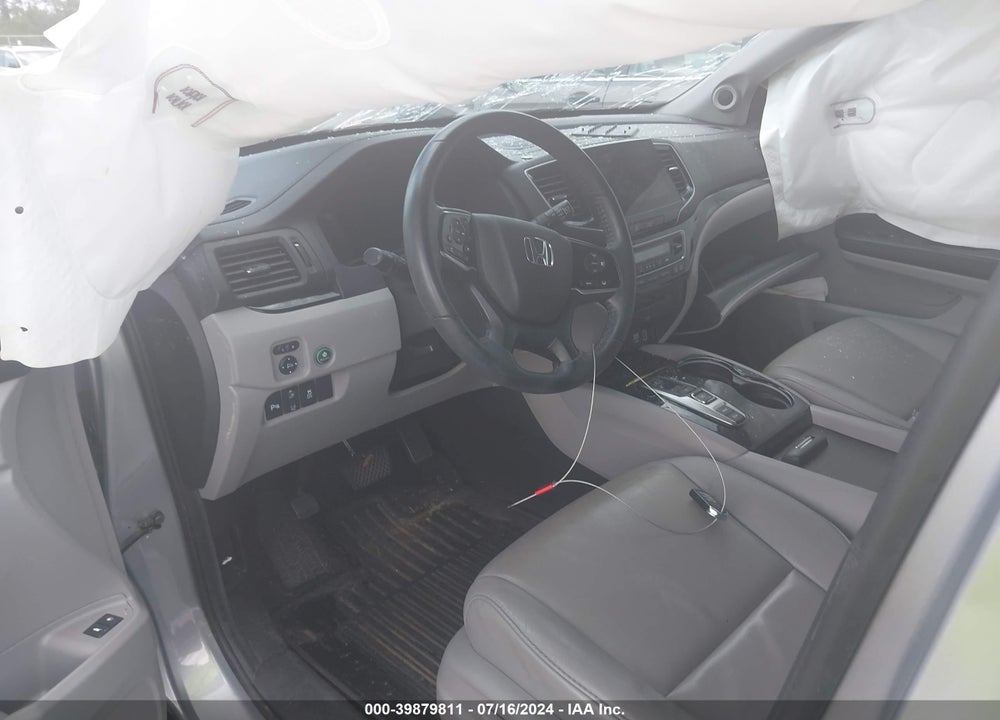 2021 HONDA PILOT 2WD TOURING 8 PASSENGER VIN: 5FNYF5H90MB027160