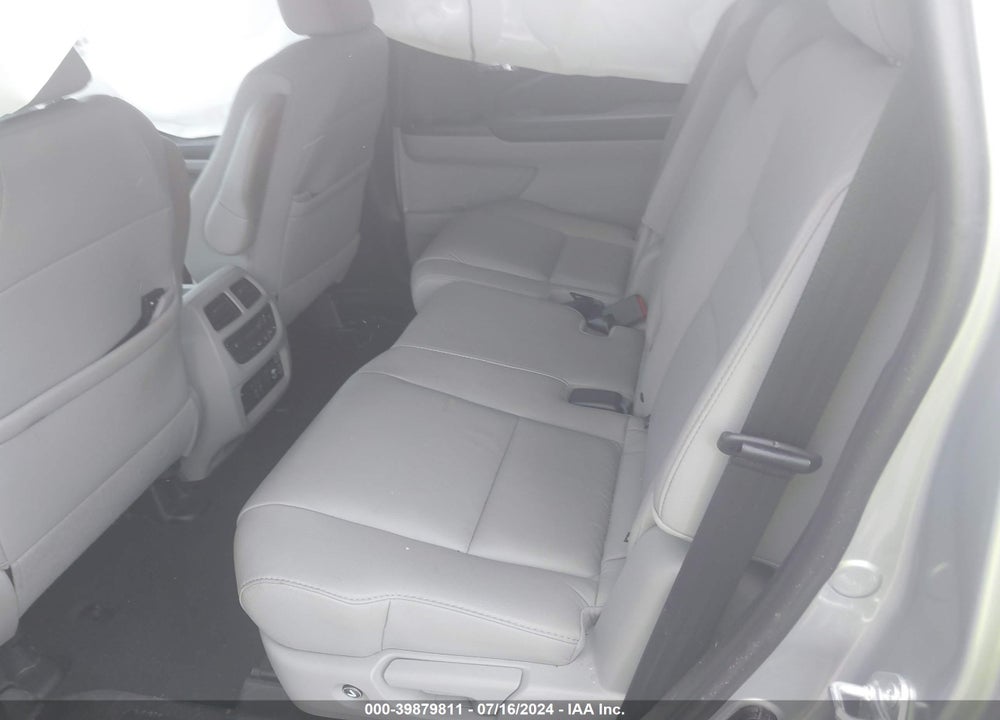 2021 HONDA PILOT 2WD TOURING 8 PASSENGER VIN: 5FNYF5H90MB027160