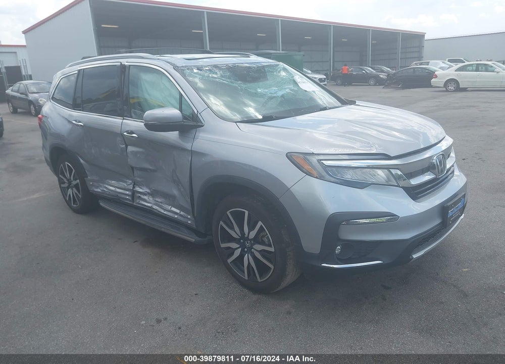 2021 HONDA PILOT 2WD TOURING 8 PASSENGER VIN: 5FNYF5H90MB027160