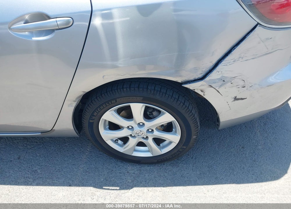 2011 MAZDA 3 I TOURING VIN: JM1BL1VGXB1460145