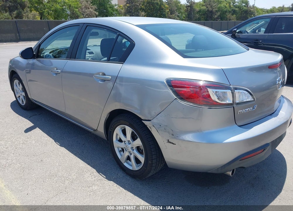 2011 MAZDA 3 I TOURING VIN: JM1BL1VGXB1460145