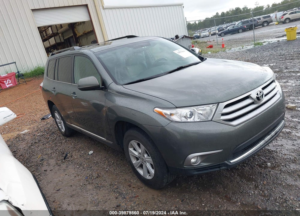 2013 TOYOTA HIGHLANDER SE V6 VIN: 5TDBK3EH9DS242937