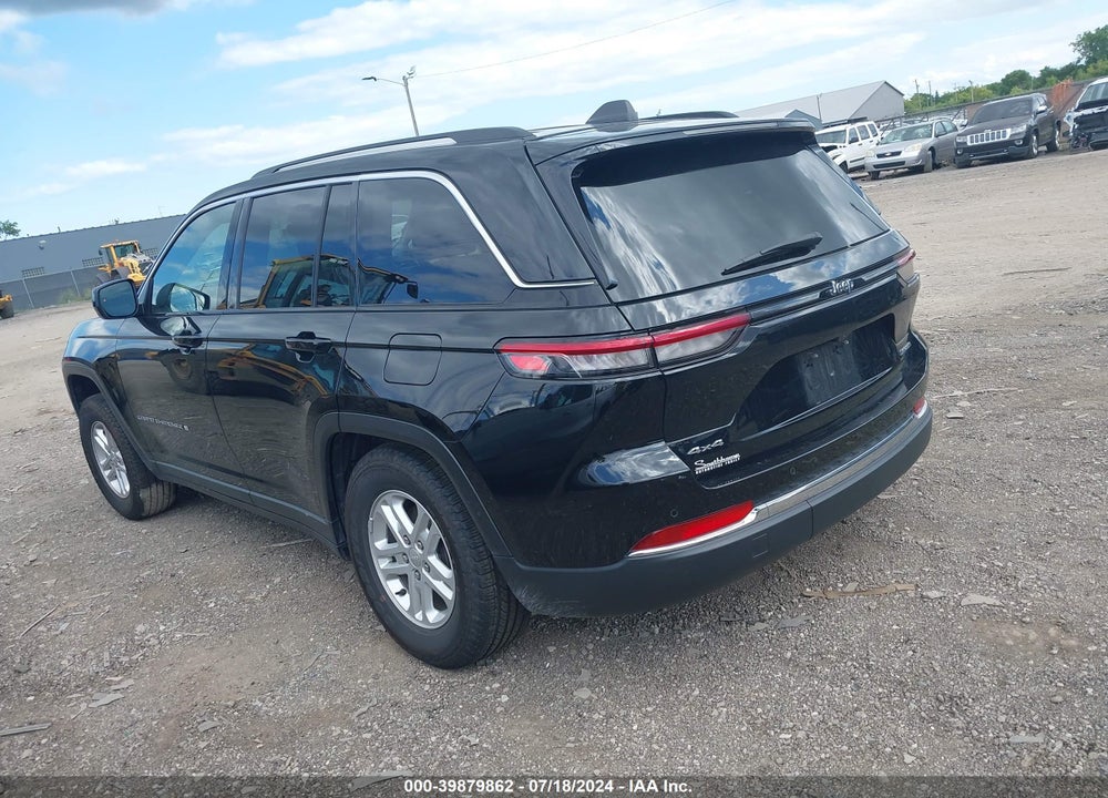 2023 JEEP GRAND CHEROKEE LAREDO 4X4 VIN: 1C4RJHAG1PC529321