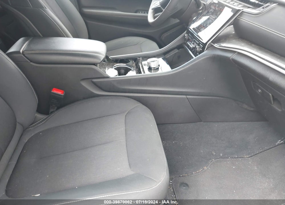 2023 JEEP GRAND CHEROKEE LAREDO 4X4 VIN: 1C4RJHAG1PC529321
