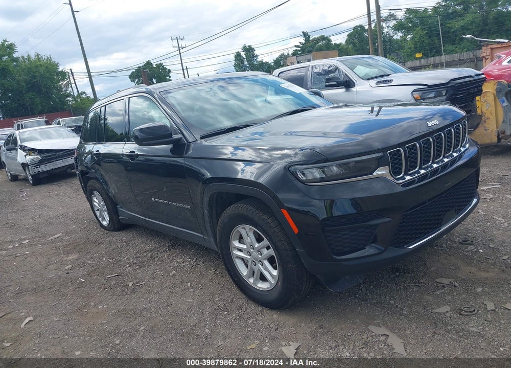 2023 JEEP GRAND CHEROKEE LAREDO 4X4 VIN: 1C4RJHAG1PC529321