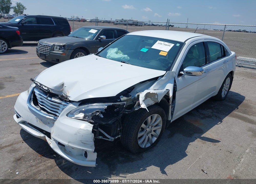 2014 CHRYSLER 200 VIN: 1C3CCBCG7EN173084