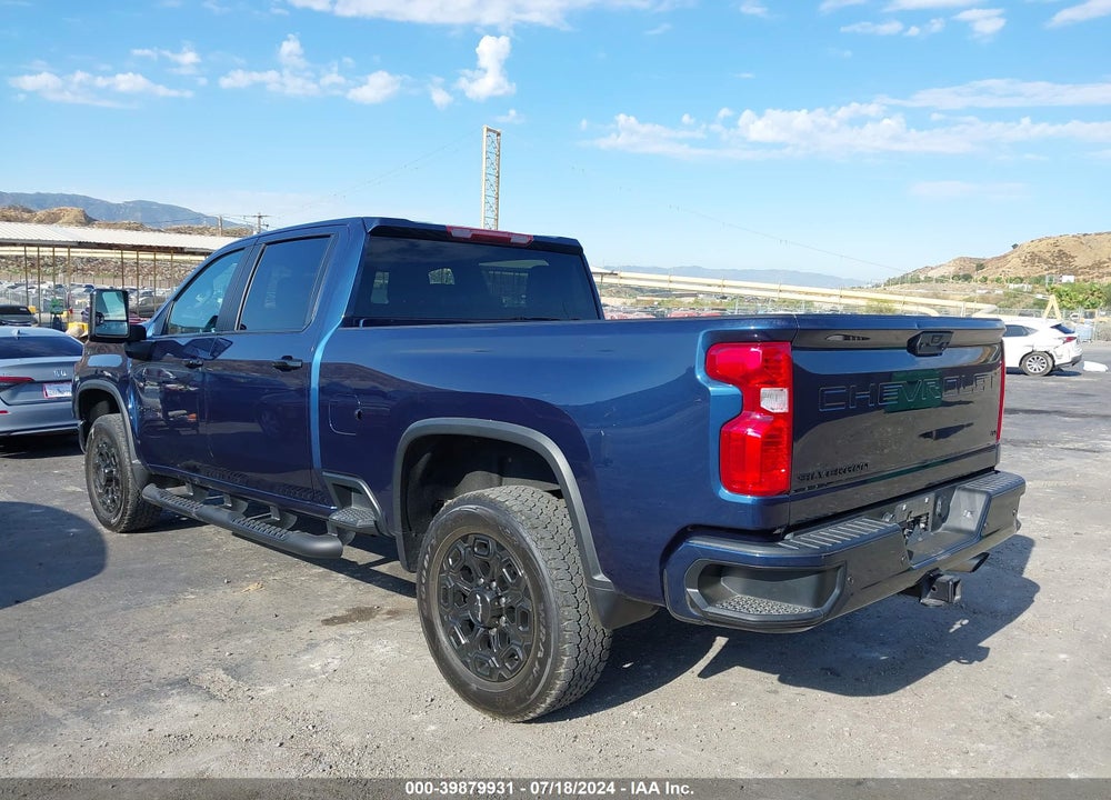 2022 CHEVROLET SILVERADO 2500HD 4WD STANDARD BED LT VIN: 1GC4YNE70NF231787