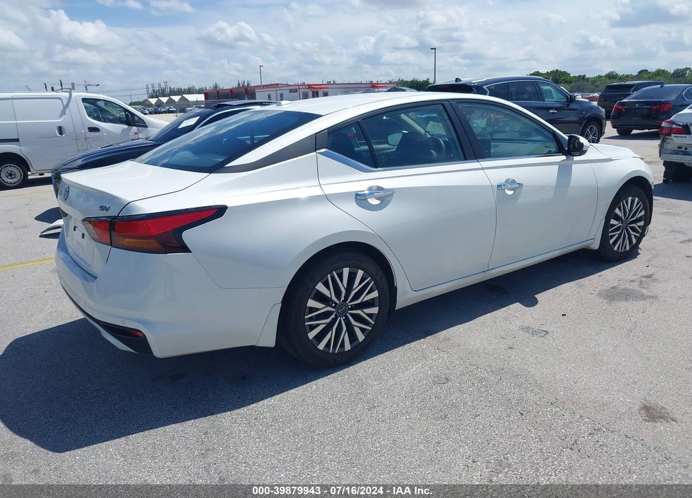 2024 NISSAN ALTIMA SV FWD VIN: 1N4BL4DV5RN345673