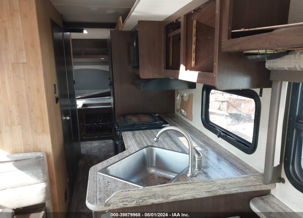2017 FORD F53 VIN: 1F65F5DY9H0A11157