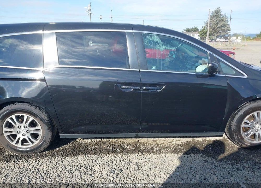2011 HONDA ODYSSEY EX-L VIN: 5FNRL5H60BB022055