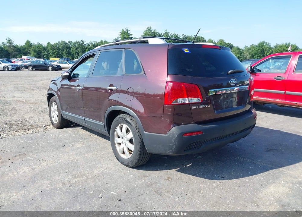 2012 KIA SORENTO LX VIN: 5XYKT3A61CG279736