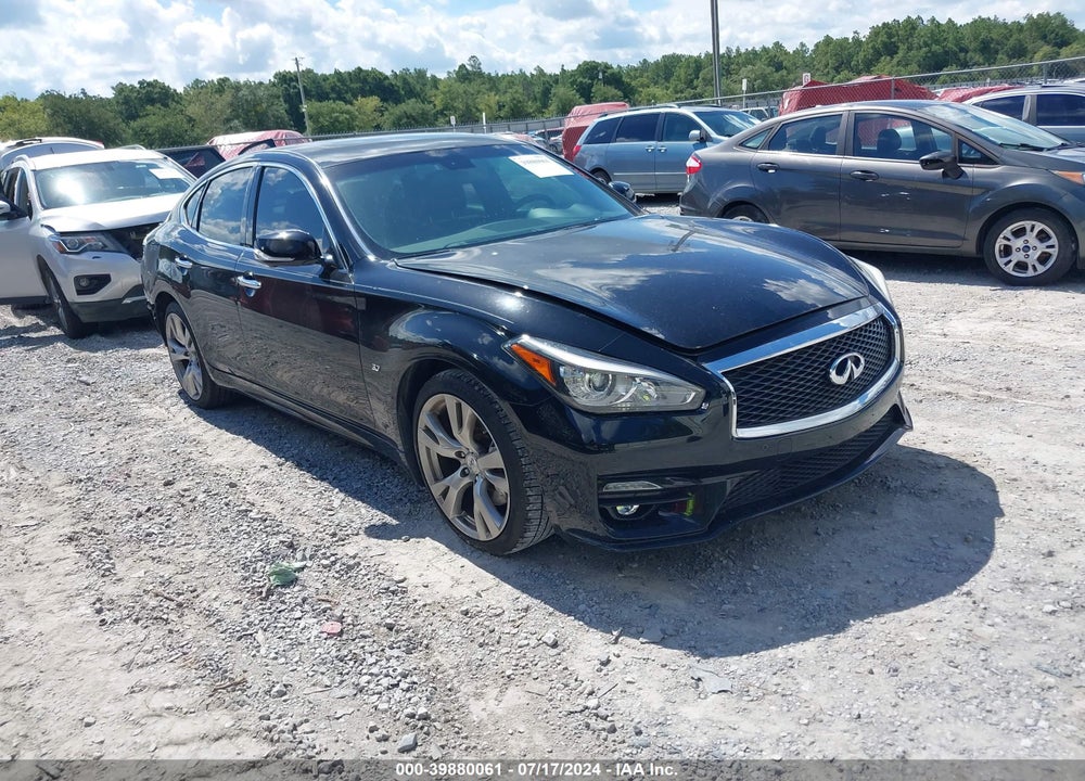 2017 INFINITI Q70 3.7 VIN: JN1BY1AP1HM741297