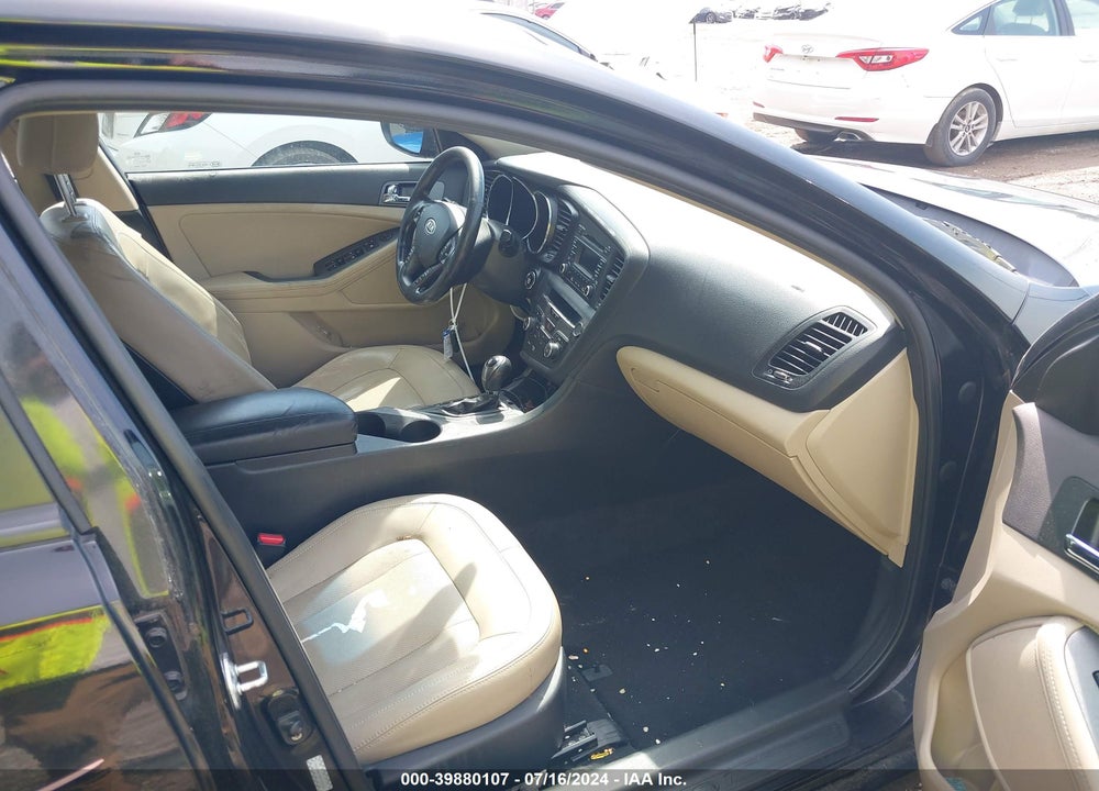 2011 KIA OPTIMA EX VIN: KNAGN4A70B5145481