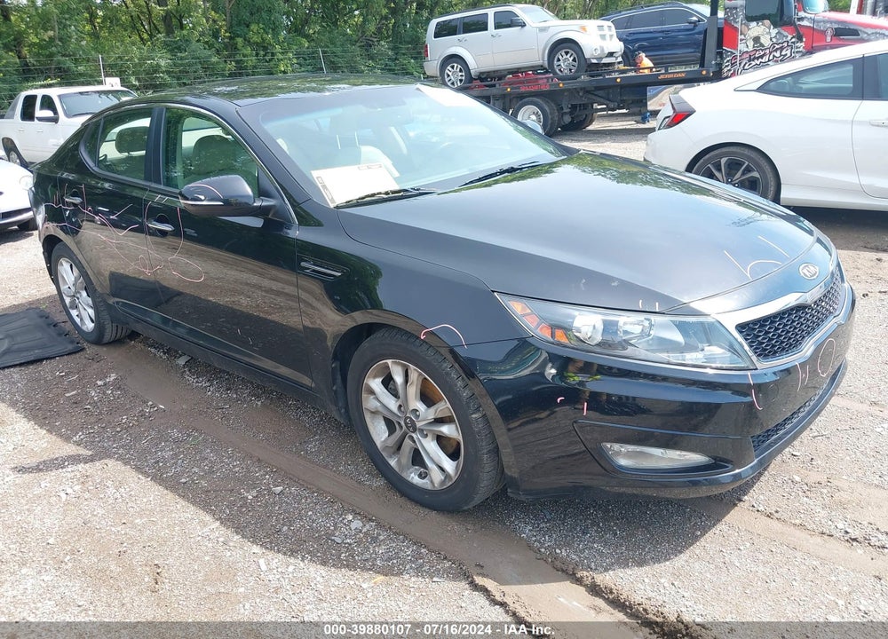 2011 KIA OPTIMA EX VIN: KNAGN4A70B5145481
