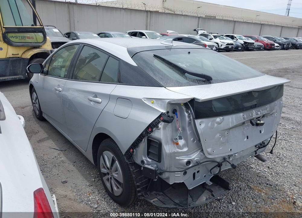 2018 TOYOTA PRIUS THREE VIN: JTDKARFU3J3065400