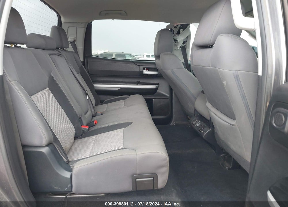 2017 TOYOTA TUNDRA SR5 5.7L V8 VIN: 5TFDW5F14HX624075