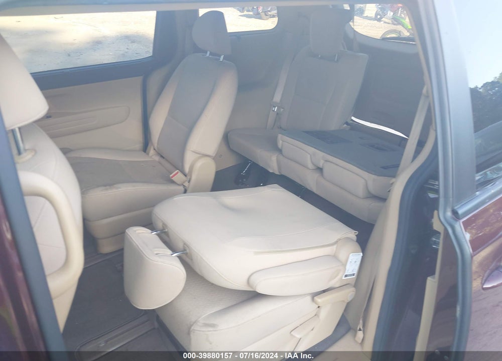 2016 KIA SEDONA LX VIN: KNDMB5C15G6086037