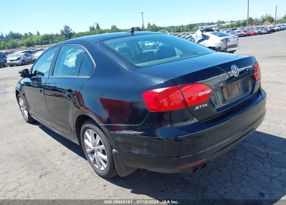 2012 VOLKSWAGEN JETTA 2.5L SE VIN: 3VWDP7AJ7CM371233