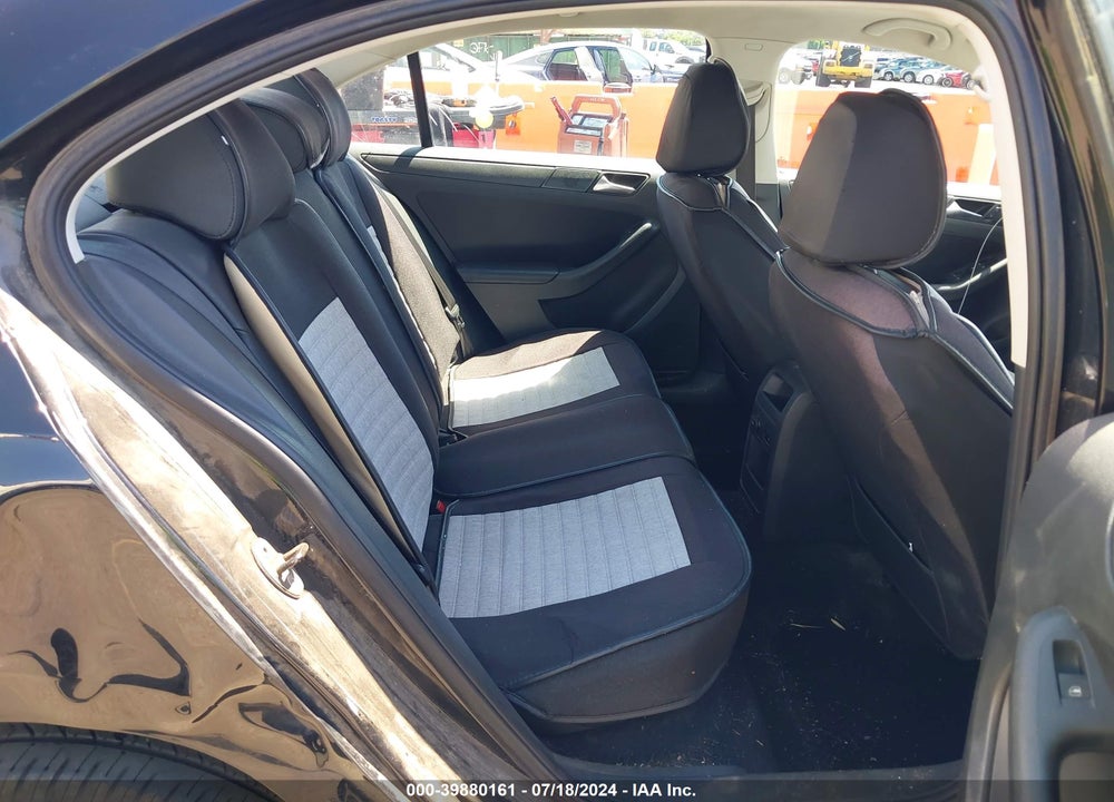 2012 VOLKSWAGEN JETTA 2.5L SE VIN: 3VWDP7AJ7CM371233