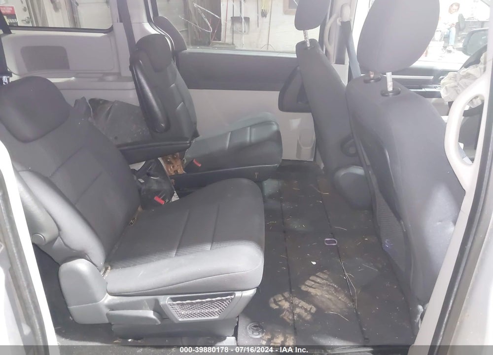 2010 DODGE GRAND CARAVAN SE VIN: 2D4RN4DE8AR145612