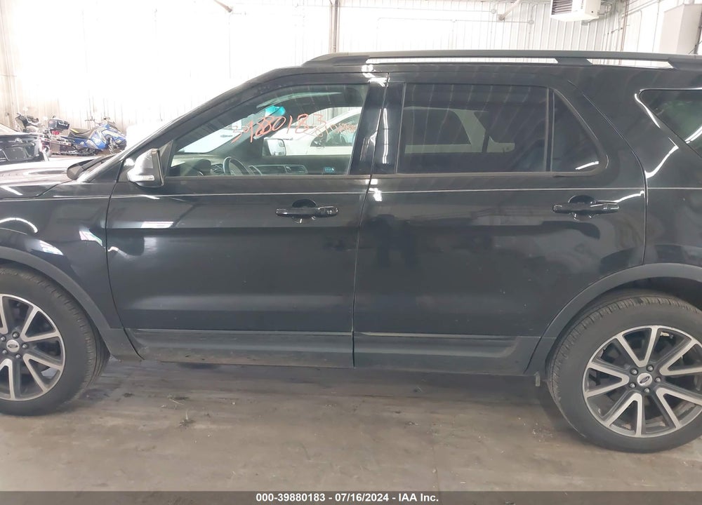 2015 FORD EXPLORER XLT VIN: 1FM5K8D80FGA53419