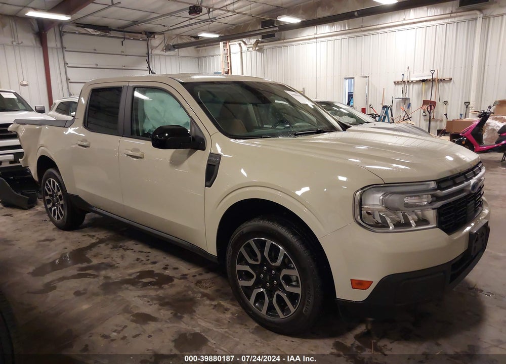 2024 FORD MAVERICK LARIAT VIN: 3FTTW8S90RRB16012