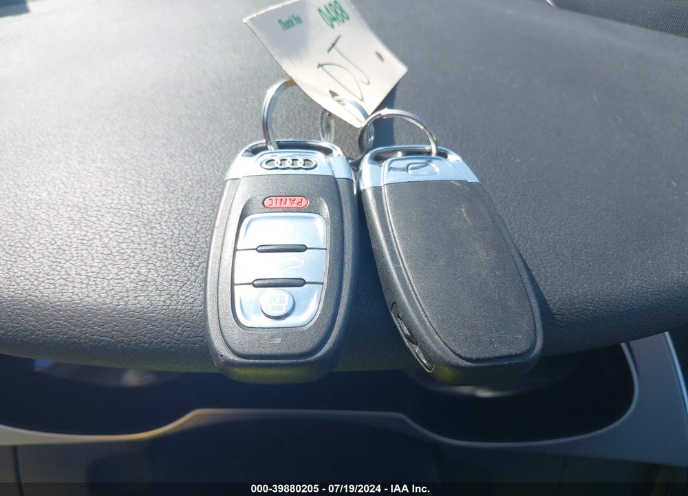 2014 AUDI A4 2.0T PREMIUM VIN: WAUAFAFL4EN035190