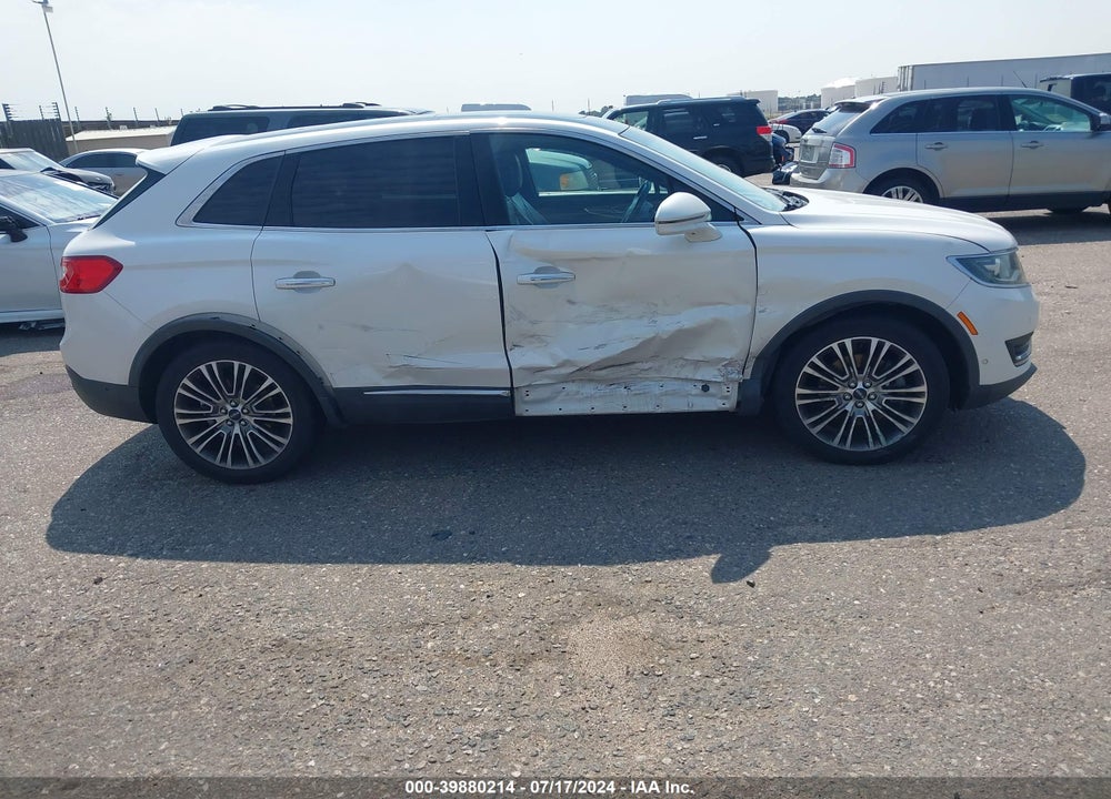 2016 LINCOLN MKX RESERVE VIN: 2LMTJ8LR7GBL24221