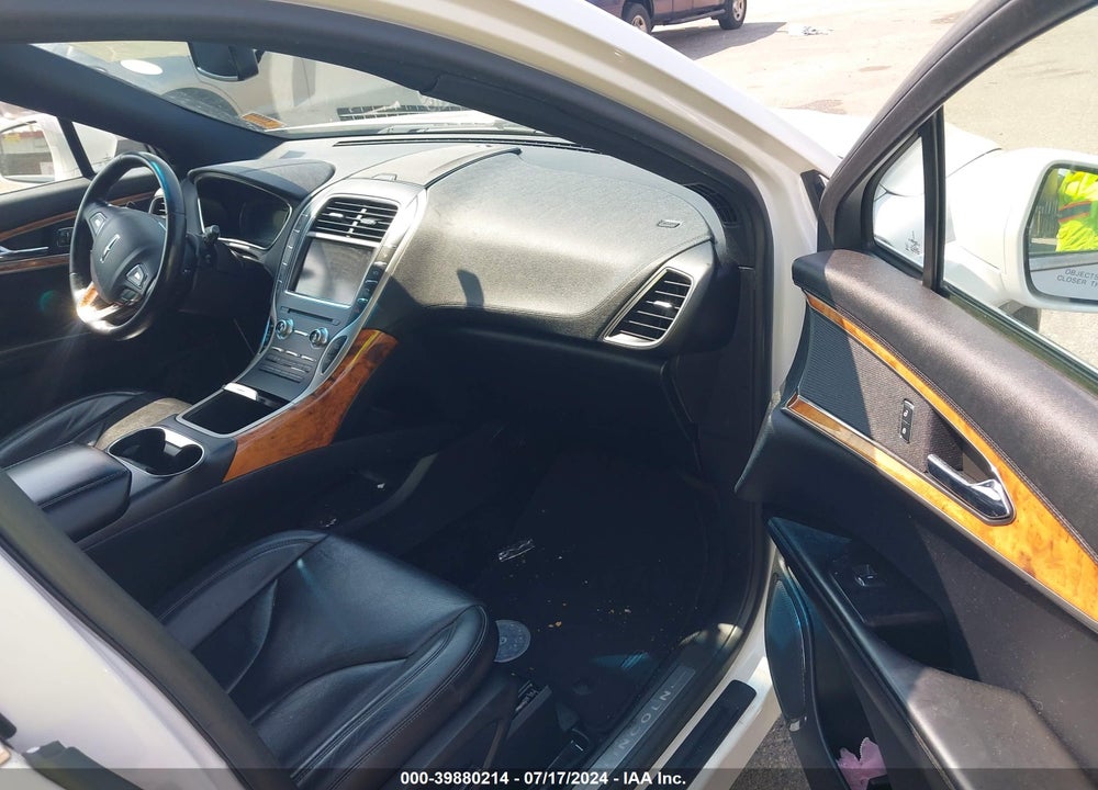 2016 LINCOLN MKX RESERVE VIN: 2LMTJ8LR7GBL24221